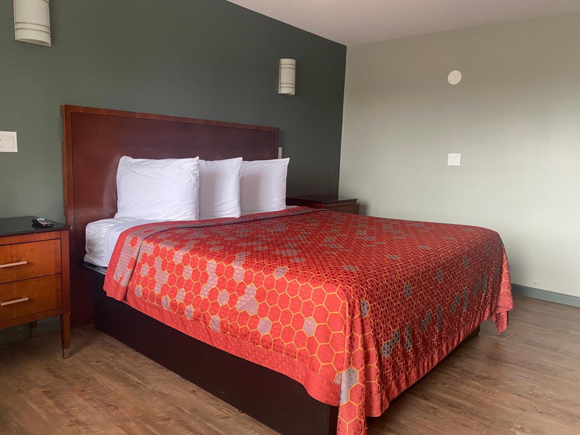 Wilkes-Barre Lodge Екстер'єр фото