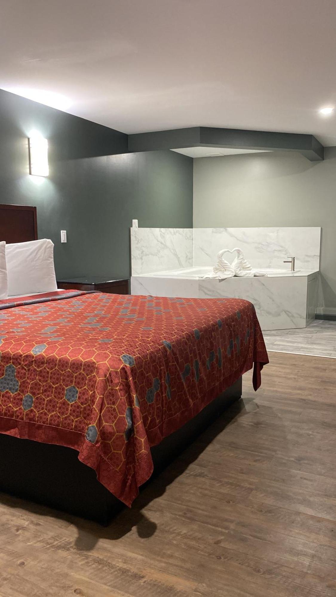 Wilkes-Barre Lodge Екстер'єр фото