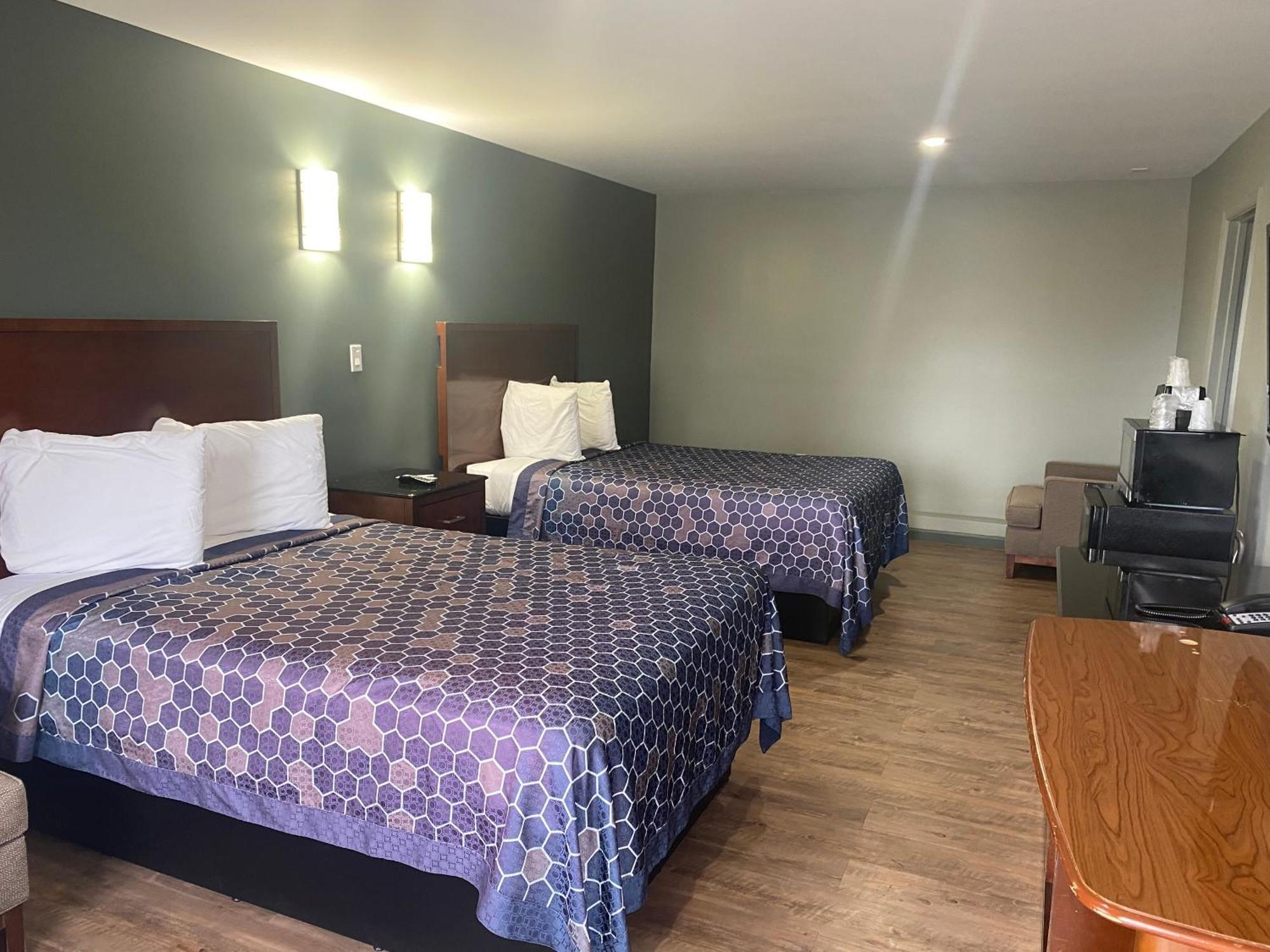 Wilkes-Barre Lodge Екстер'єр фото